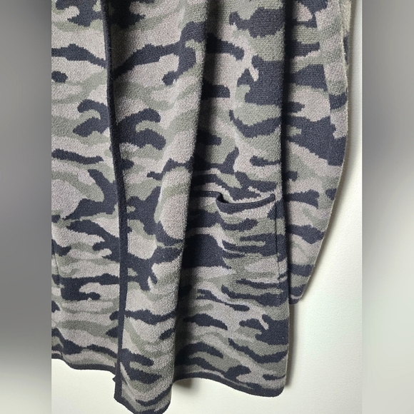 Women's Rachel Zoe Hooded Camo Cardigan, Size Medium - Picture 2 of 5